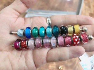 Sale Charm bạc thái