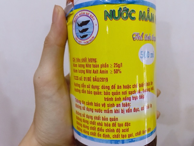 Nước mắm truyền thống Bé Bầu - loại thượng hạng (1 chai 500ml)