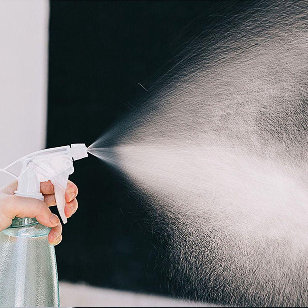Bình Xịt Nước Tưới Cây Bằng Nhựa Tiện Lợi