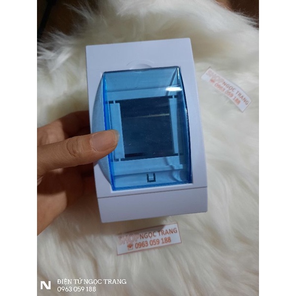 Hộp Đựng Aptomat CB 4 Tép Có Gài