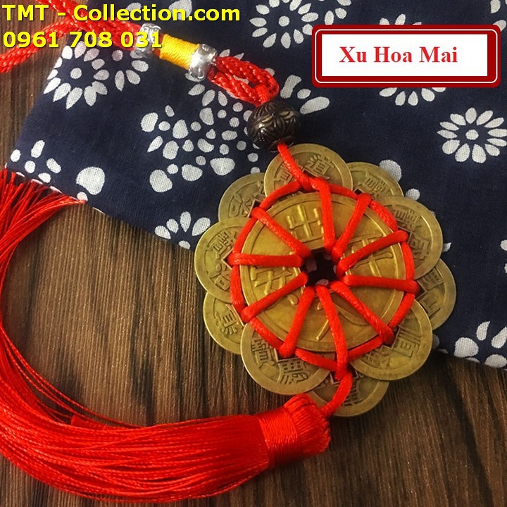 Xu hoa mai thập toàn, được kết thành bởi 12 đồng xu cổ kết theo hình bông hoa mai, 30x6,5cm - SP000206