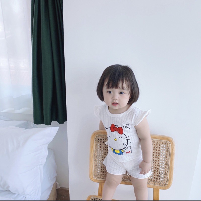 Bộ quần áo Hello Kitty siêu mát cho bé