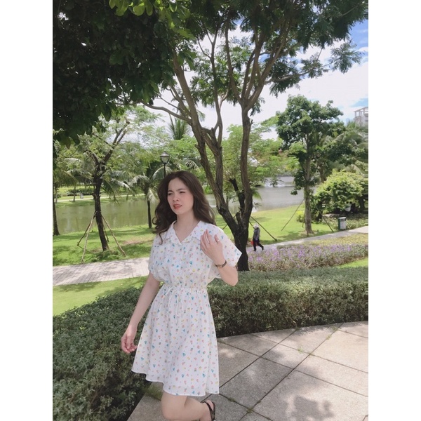 Đầm hoa rút dây