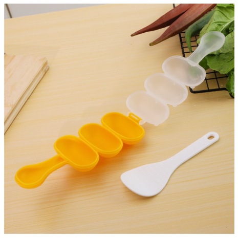 Khuôn làm cơm nắm tròn, cơm lắc cho bé ăn ngon miệng Pento