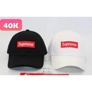 Nón lưỡi trai Supreme.