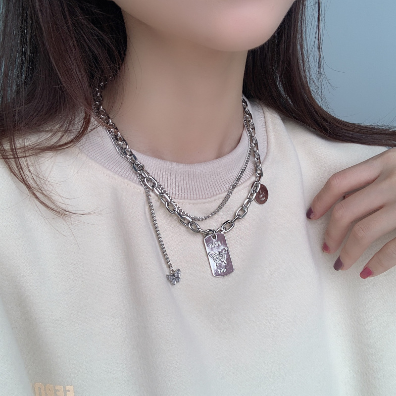 vòng cổ Mặt Bươm Bướm