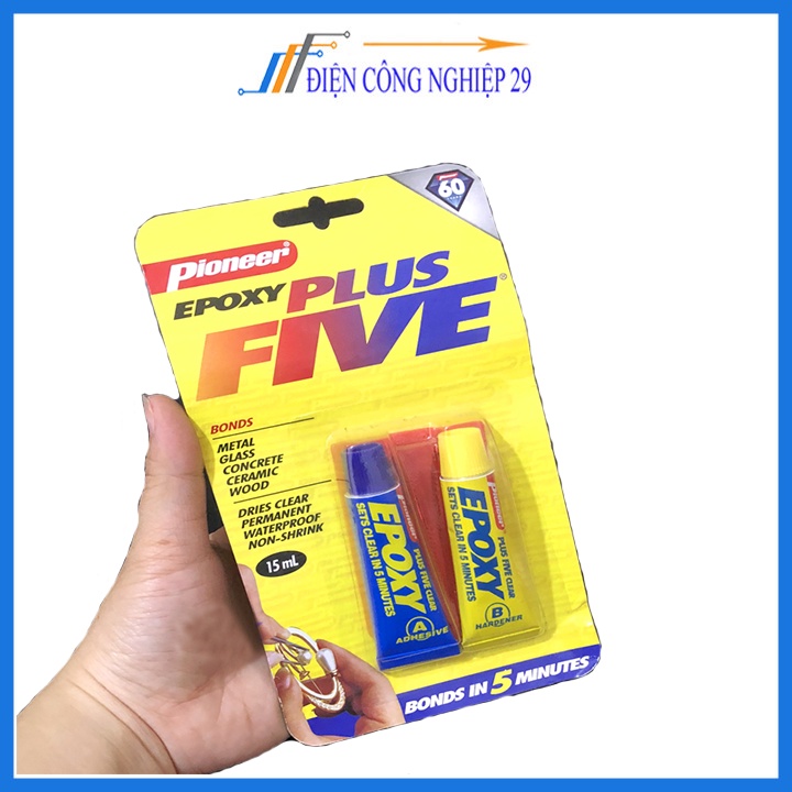 Keo Dán 2 Thành Phần AB Expoxy Plus Trong