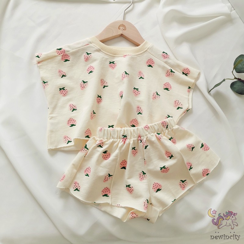 Set Áo Thun Tay Ngắn &amp; Quần Ngắn Cho Bé Gái