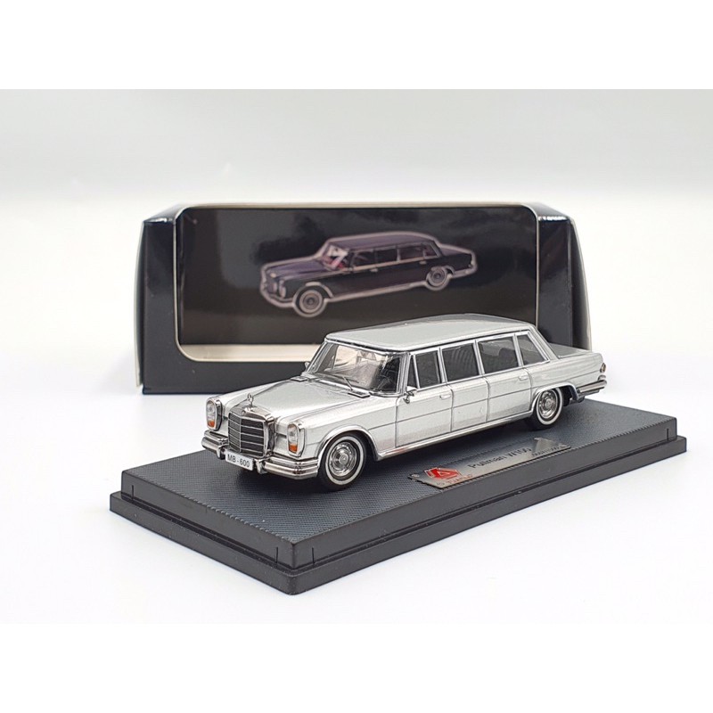 Xe Mô Hình Mercedes-Benz Pullman W100 Tỉ lệ 1:64 Hãng sản xuất YuanLi ( Bạc )