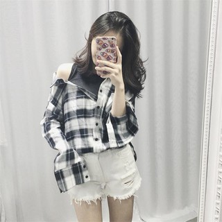 Áo trễ vai giả hai lớp kẻ ca rô phong cách Hàn Quốc