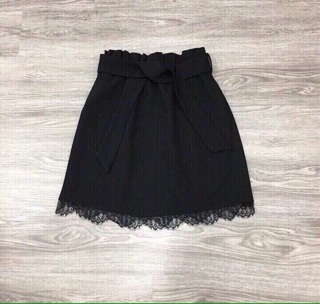 Chân váy Topshop kèm đai