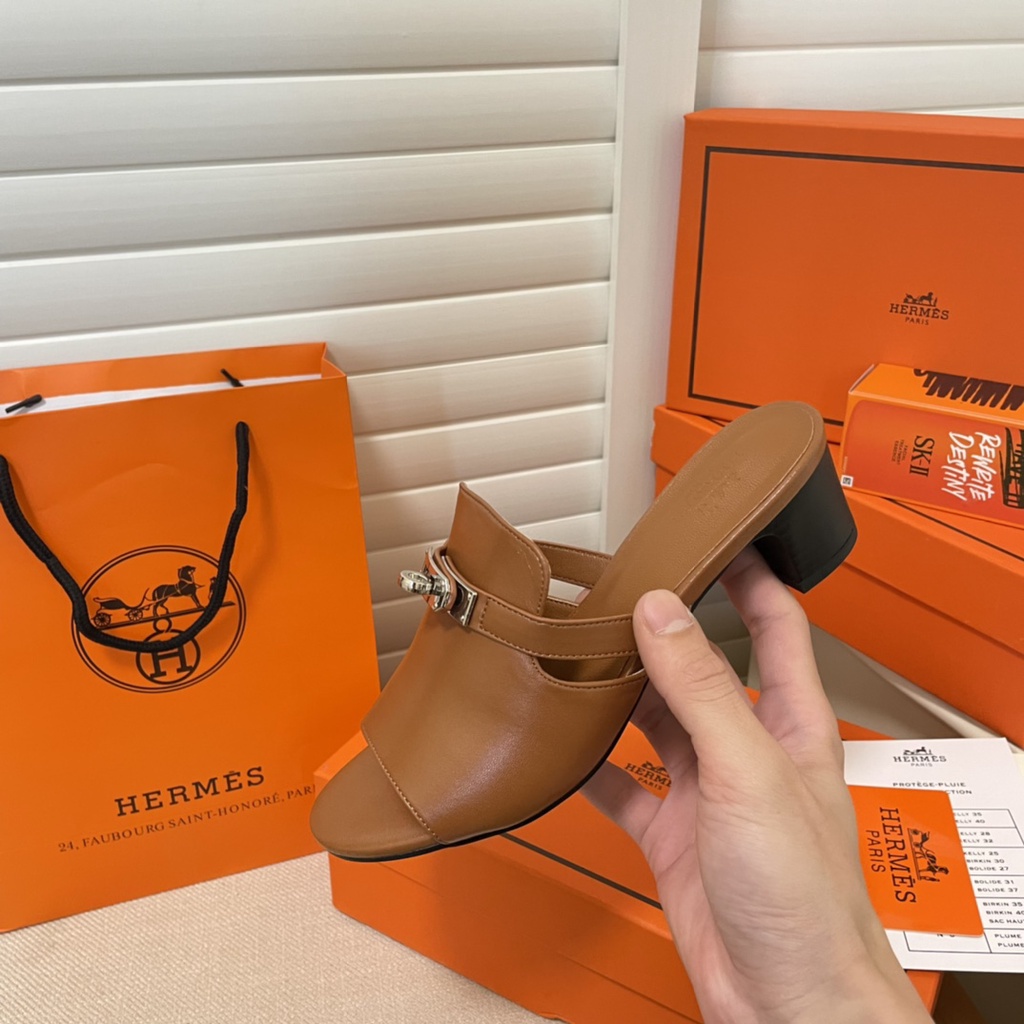 Giày sandal Cao Gót Màu Kẹo Khóa H Cho Nữ