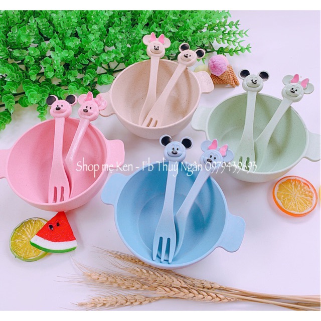Bát nhựa lúa mạch kèm thìa dĩa Mickey cho bé ăn dặm