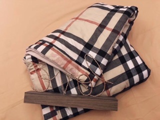 Chăn hè BURBERRY TAG ĐẦY ĐỦ TEM MÁC