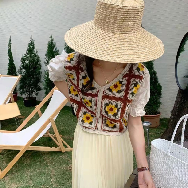 Áo Croptop Tay Phồng Ngắn Cổ Chữ V Thêu Họa Tiết Nhiều Màu Sắc Thời Trang Xinh Xắn Cho Nữ