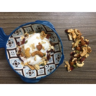 ngũ cốc ăn liền - granola