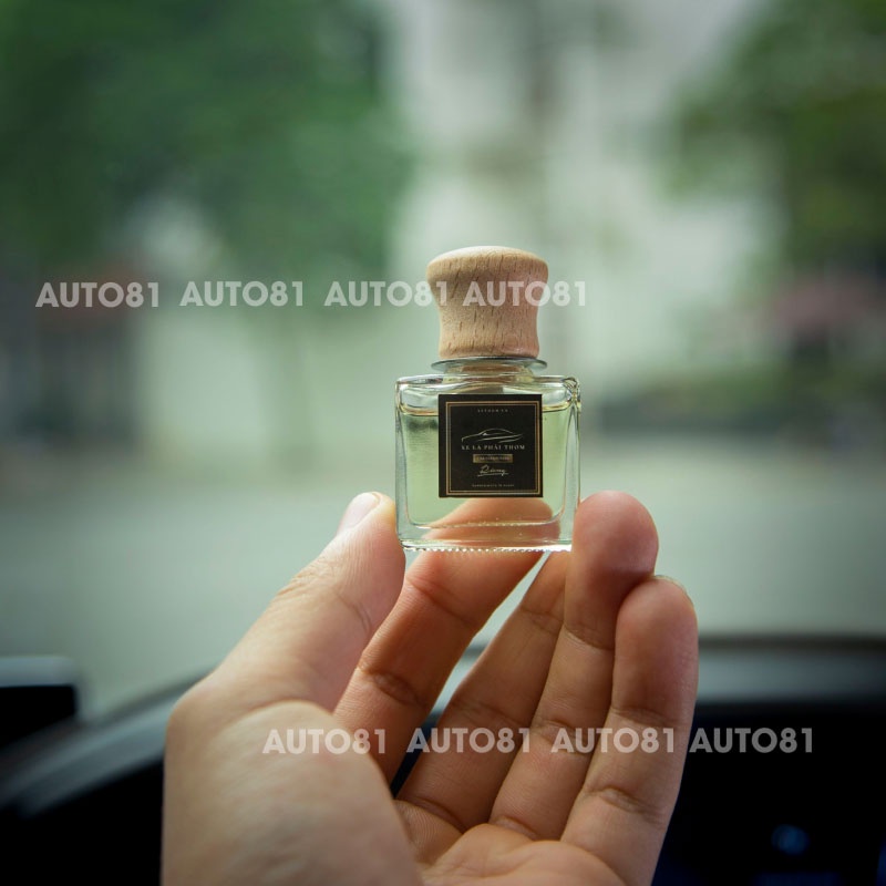 Nước hoa xe hơi, tinh dầu nước hoa ô tô cài kẹp cửa gió mẫu Reed Scent