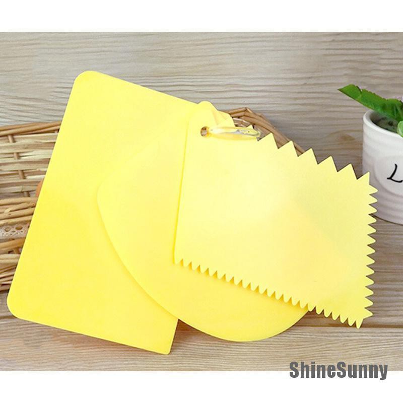 Set 3 Dụng Cụ Tạo Hình Trang Trí Bánh Bằng Nhựa