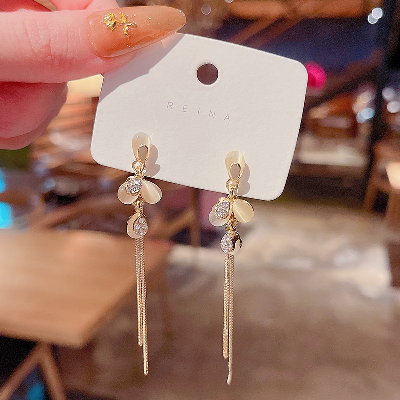 Bông Tai Tua Rua Siêu Dài Đính Đá Zircon Siêu Lấp Lánh Tinh Tế Thời Trang