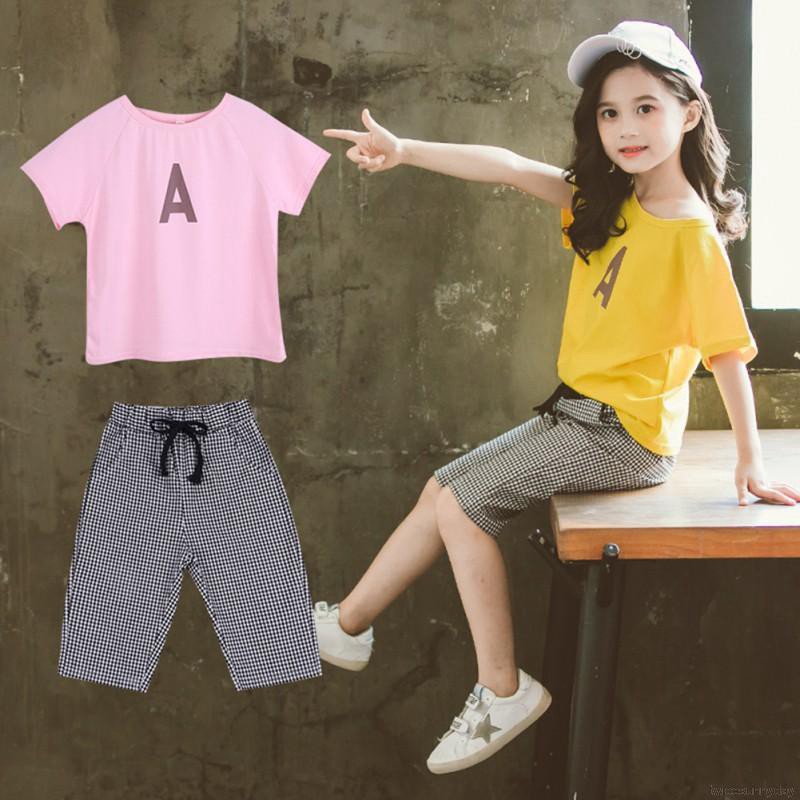 Set áo thun ngắn tay in chữ + Quần short caro cho bé gái