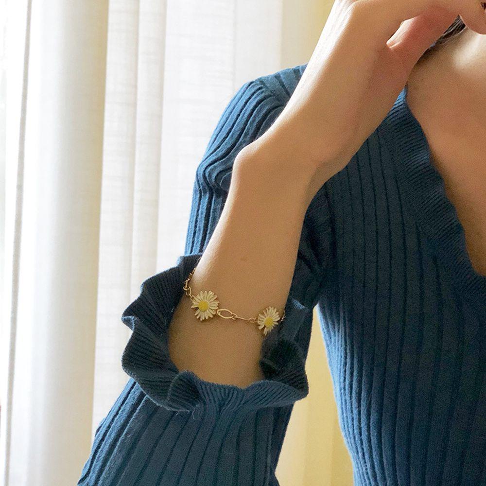 Vòng Đeo Tay Kèm Nhẫn Họa Tiết Hoa Cúc Nhỏ Có Thể Điều Chỉnh Cho Nữ