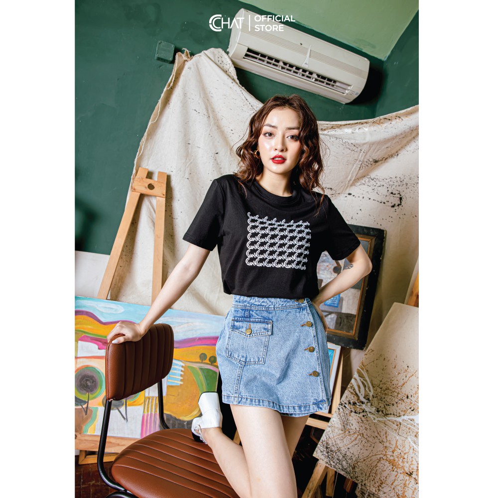 Áo thun nữ T-shirt in chữ CCHAT