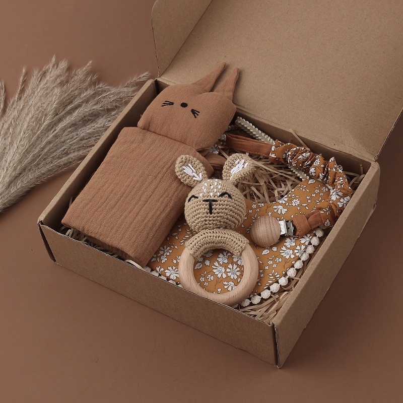 Set 4 Kẹp Khăn Yếm / Núm Vú Giả / Khăn Lau Nước Bọt Hỗ Trợ Chụp Ảnh