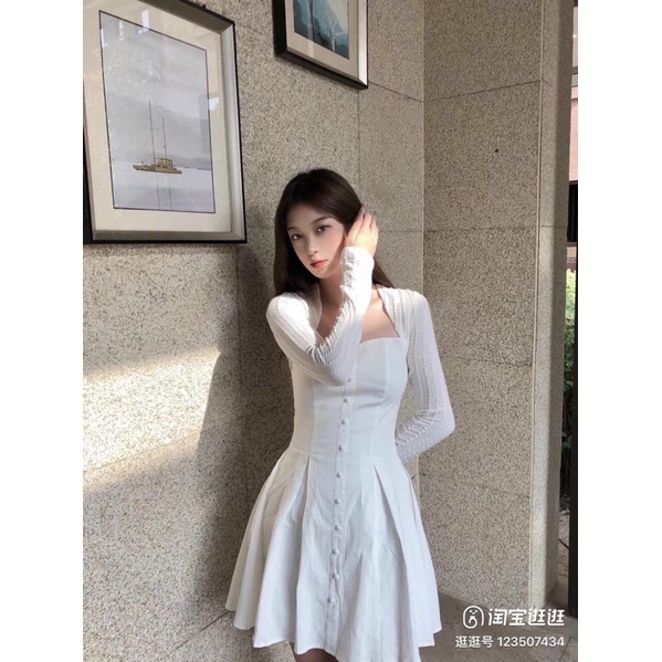 ĐẦM TRẮNG TAY DÀI