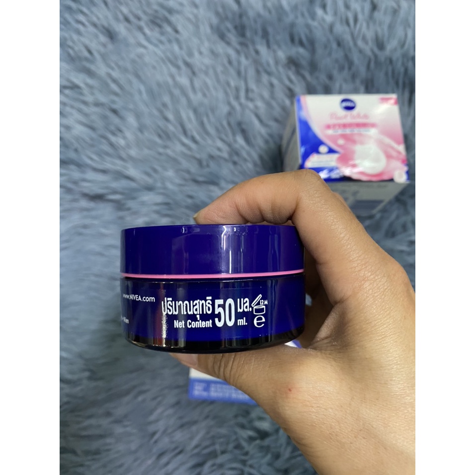 Kem dưỡng da, trắng dam cấp ẩm ban đêm Nivea Pearl White 50g
