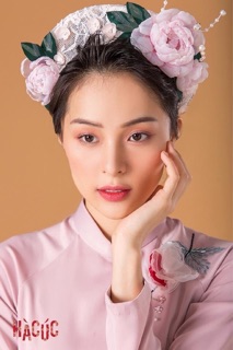Mấn bờm cô dâu đính hoa