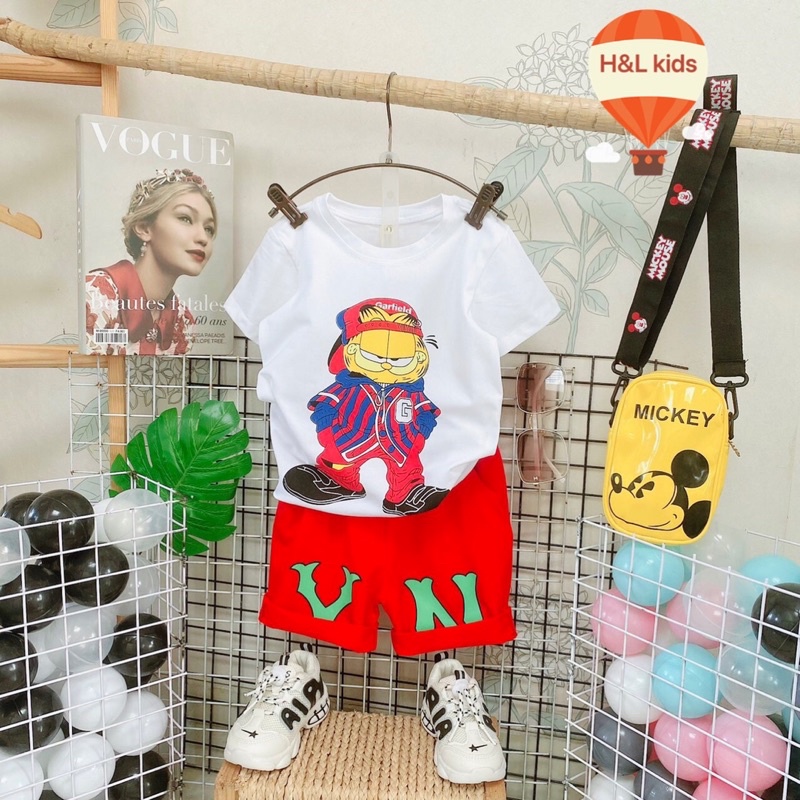 Bộ bé trai mèo Garfield áo in trước sau còn size 11,12