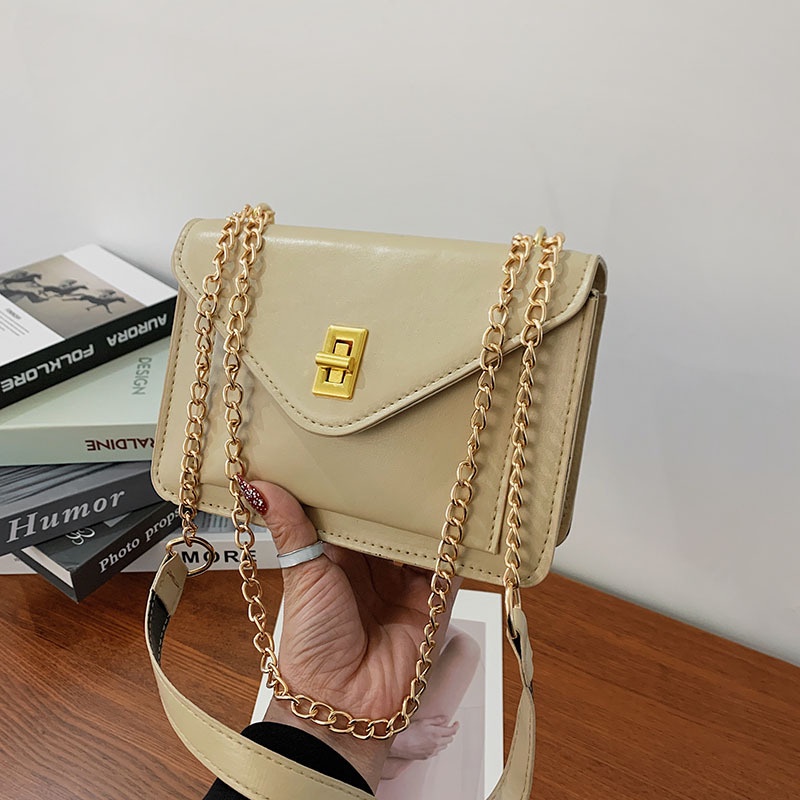 Túi Đeo Vai Hình Vuông Màu Trơn Phối Dây Xích Thời Trang Xuân Thu 2022 Cho Nữ