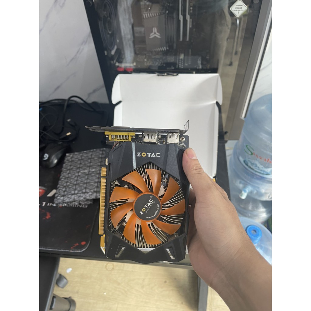 Zotac 750ti còn box đẹp. BH 1 tháng