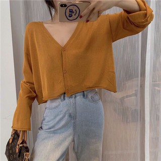 Áo Thun Tay Dài Kiểu Cổ V Phối Cúc Form Croptop Không Dập Lai Mẫu Mới TTS0731