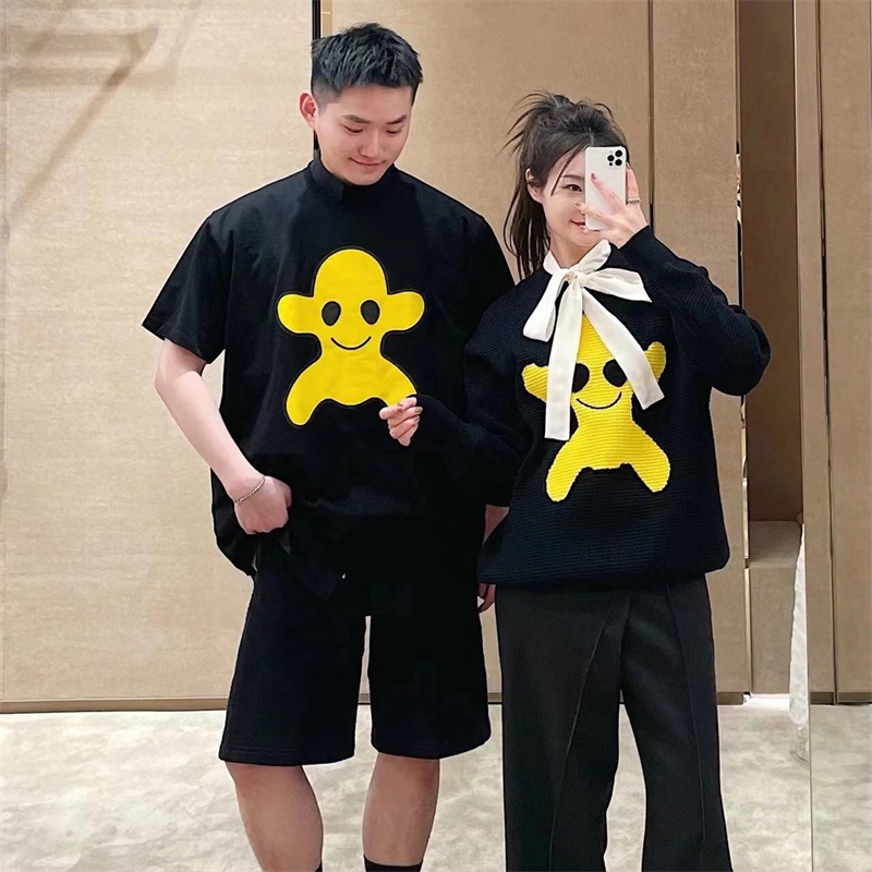 Burberr*áo Thun Tay Ngắn In Hình Quái Vật Nhỏ Cổ Điển Vui Nhộn Chất Lượng Cao Đơn Giản Cho Cặp Đôi