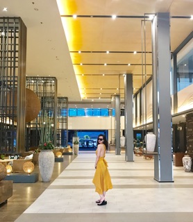 Đầm thiết kế