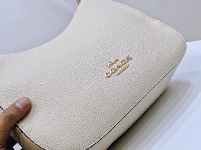Túi xách nữ Coach Jes Hobo