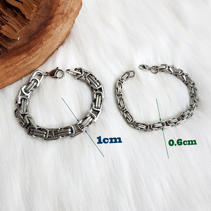 Lắc tay nam bảng vuông nam tính.