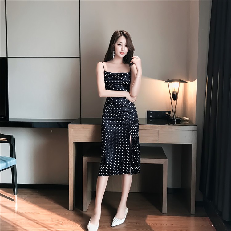 Đầm nữ hai dây dáng ôm midi Emilyshop