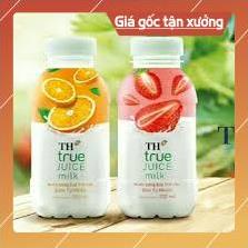 [ICLN9 giảm 5K cho đơn hàng 50k]  Chai Nước Uống Sữa Trái Cây Dâu/Cam TH True Juice Milk Chai 300ml