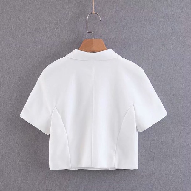 Áo croptop cổ vest Bella Hadid tqxk