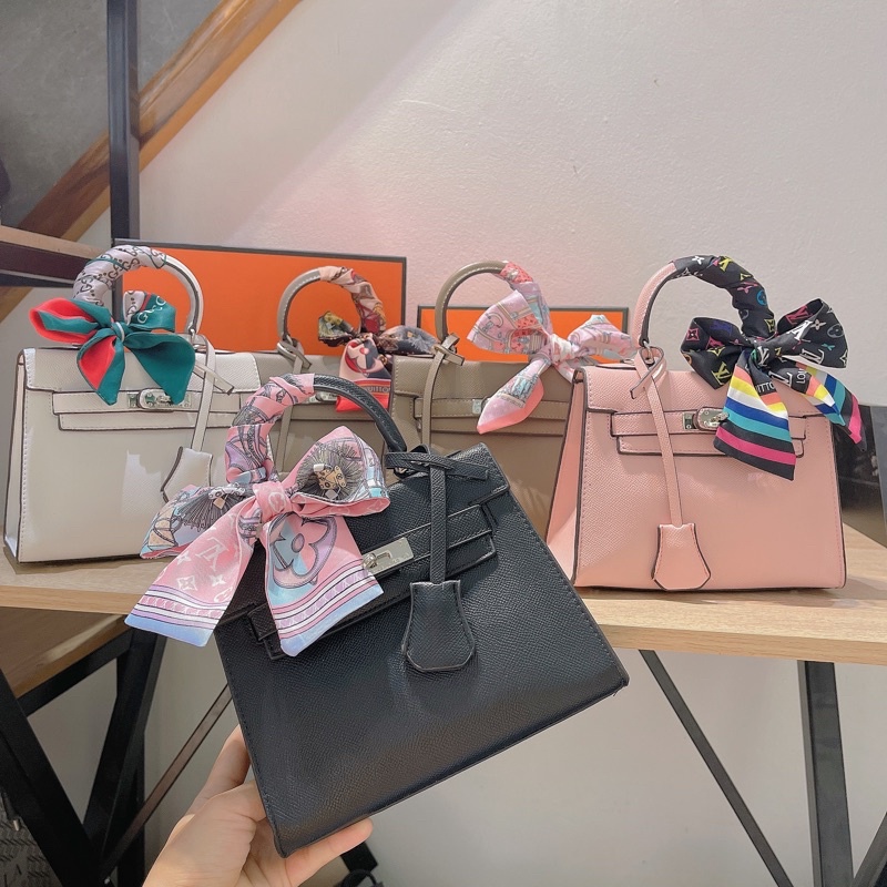 Túi Chữ H mini 350 sale còn 250k