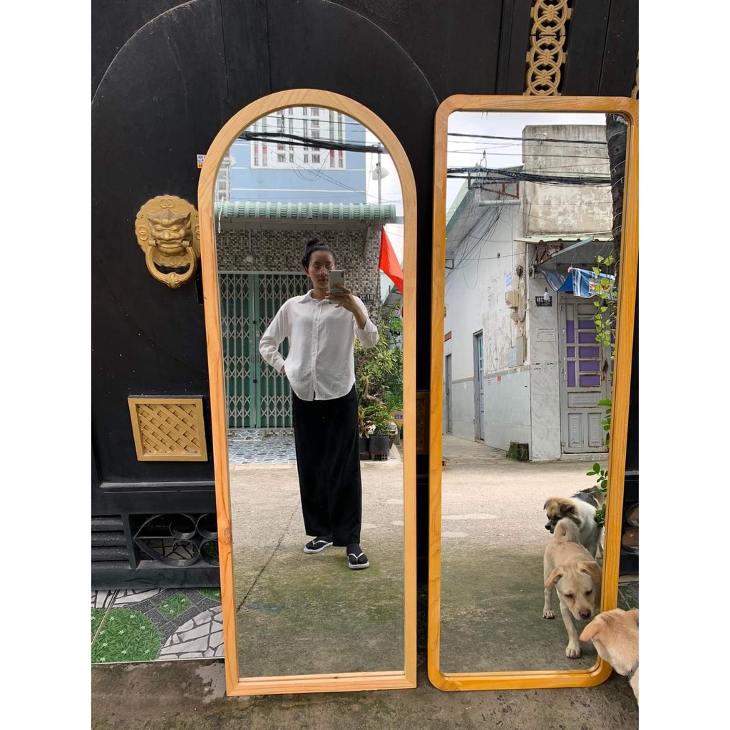 Gương soi toàn thân kích thước 50x1m6 giá xưởng tặng kèm chân chống