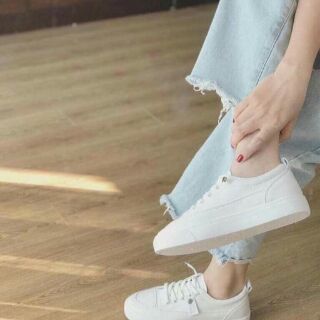 Giày thể thao không cần buộc dây