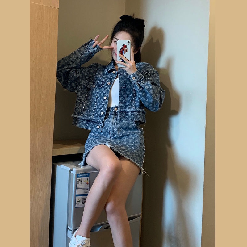 CHANEL Set áo sơ mi denim phối chân váy thời trang xuân thu cho nữ 2021 tuổi | BigBuy360 - bigbuy360.vn