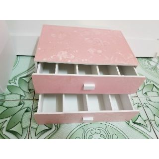 Hộp chia tiền 2 tầng, màu hồng phấn kute, khay chia tiền 9 ngăn