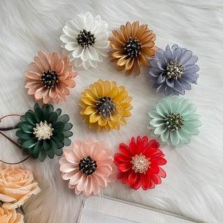 Hoa cúc đính đá thành phẩm