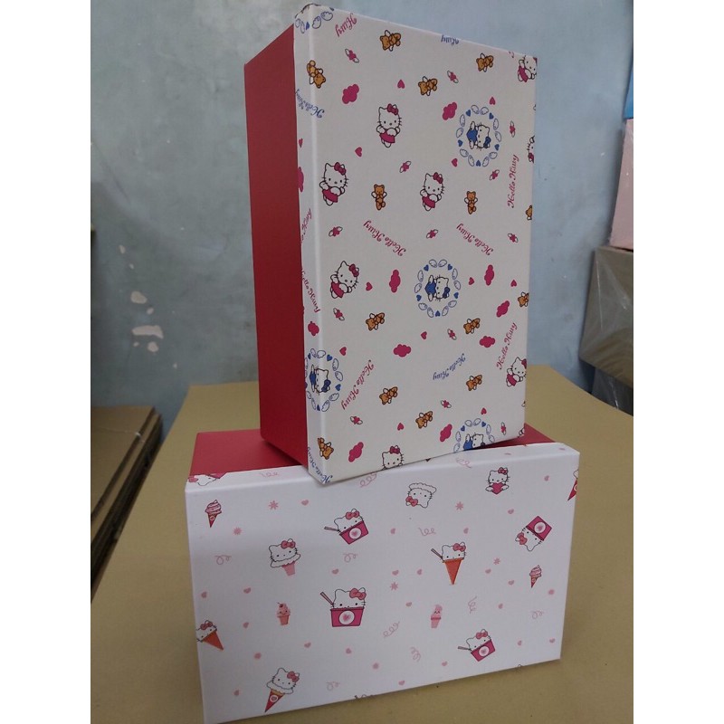 Hộp quà dễ thương 18x28x11 40k | BigBuy360 - bigbuy360.vn