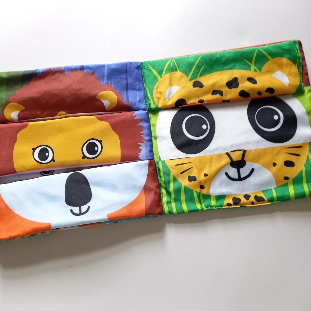 Sách Vải Tương Tác Match &amp; Mix ghép hình các con vật Funny Zoo SV24