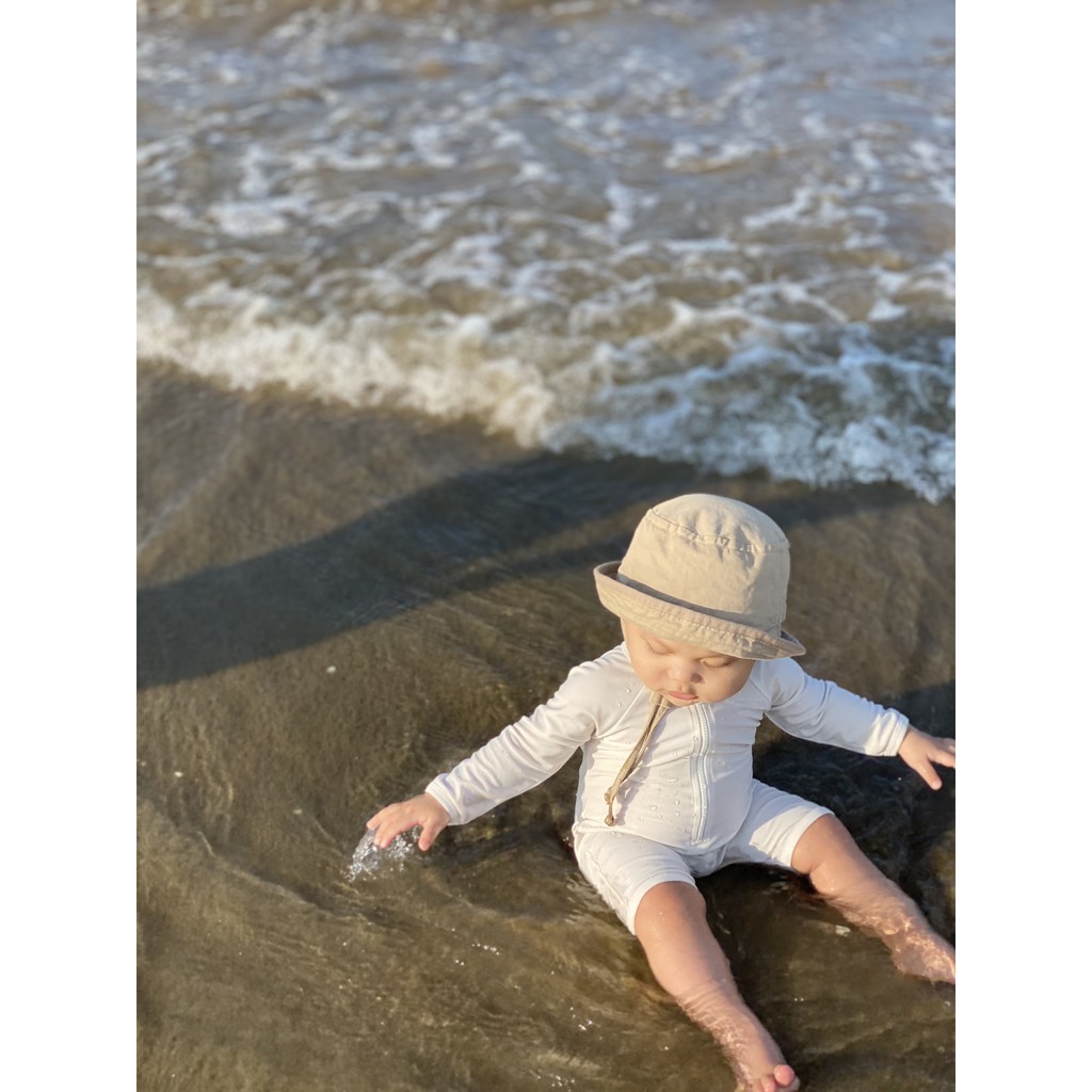 Charming Swimsuit (Đồ Bơi Liền Quần Bé Trai) Vải Từ Chai Nhựa Tái Chế, Chống Tia UV SPF50+ | BigBuy360 - bigbuy360.vn